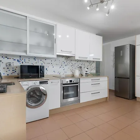 Διαμέρισμα Carmina House *