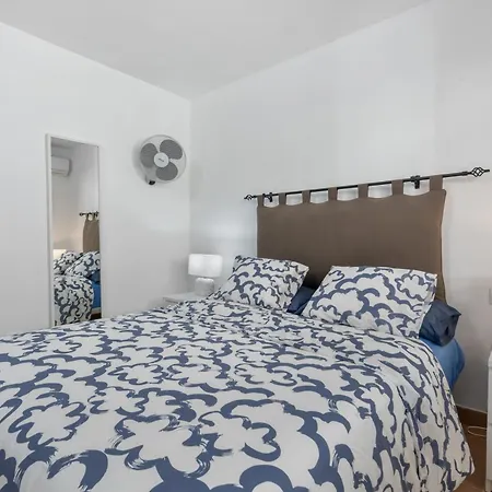 Carmina House Apartment